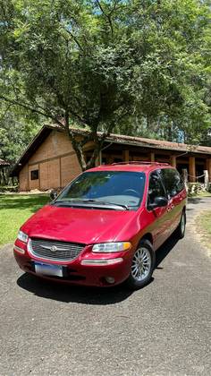 CHRYSLER GRAND CARAVAN 3.8 LE 4X4 V6 12V GASOLINA 4P AUTOMÁTICO